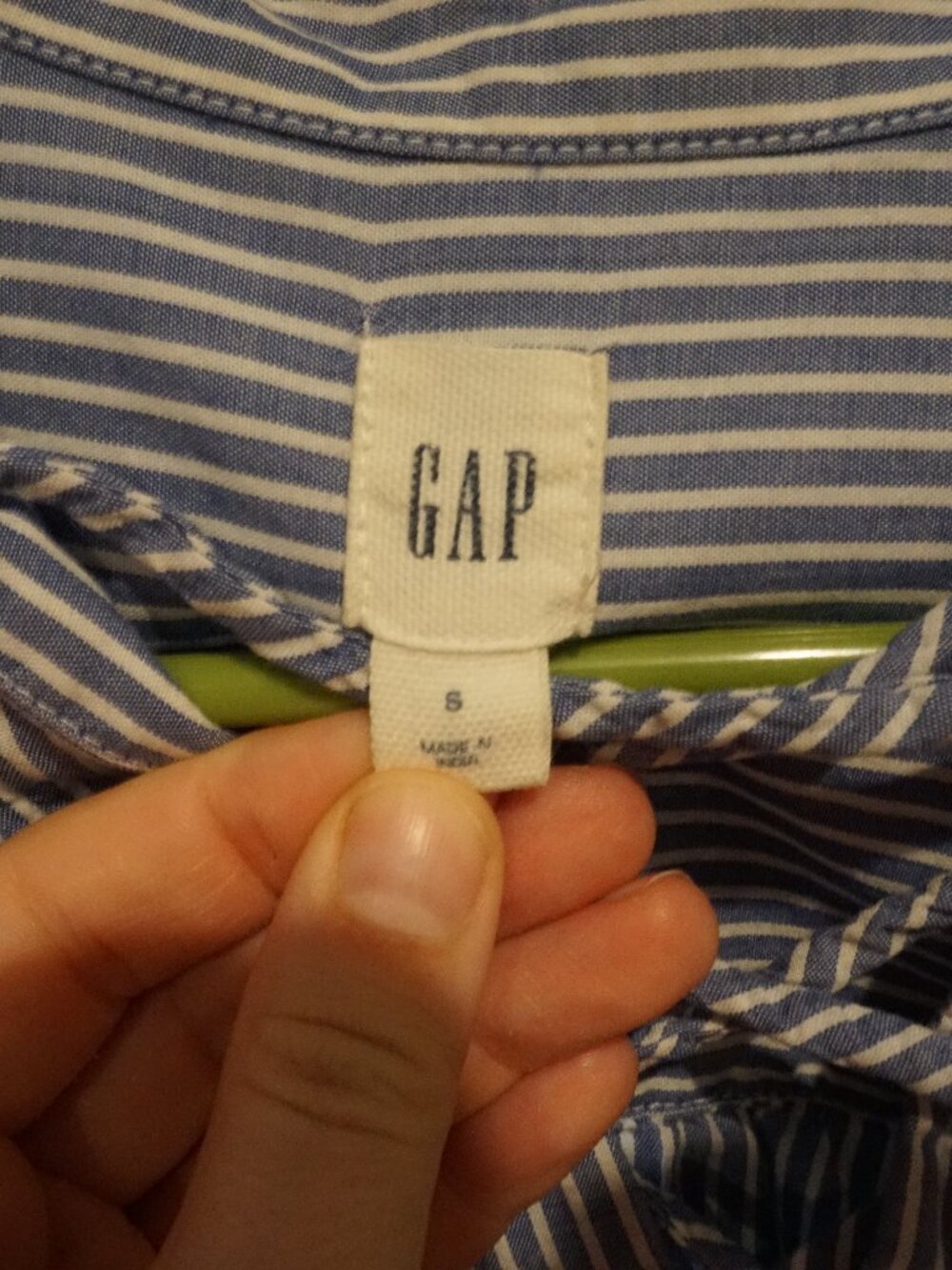 GAP Stripped long sleeve collared shirt - Picture 3 of 3